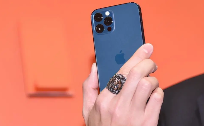 城固苹果手机维修分享iPhone12系列重启方法教程 